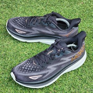 HOKA CLIFTON 9 - Womens Athletic Shoes - SIZE 10B